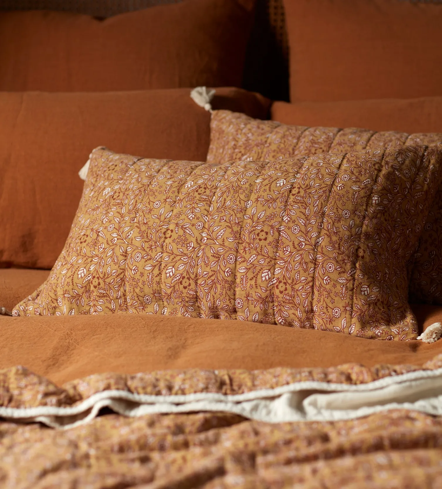 Secret Linen Store Anika Floral 100% Cotton Cushion Cover