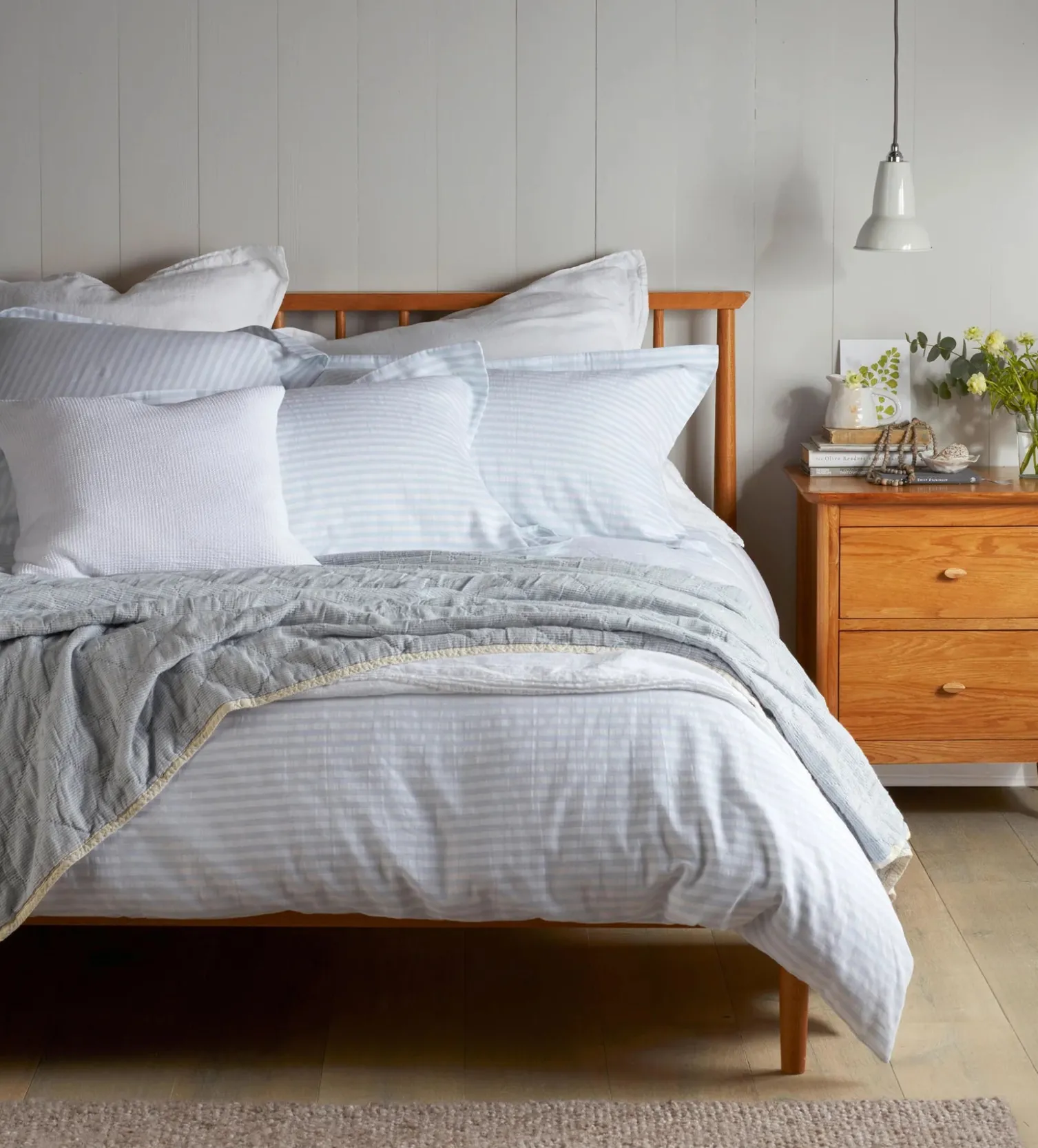 Secret Linen Store 100% Cotton Quilted Throw