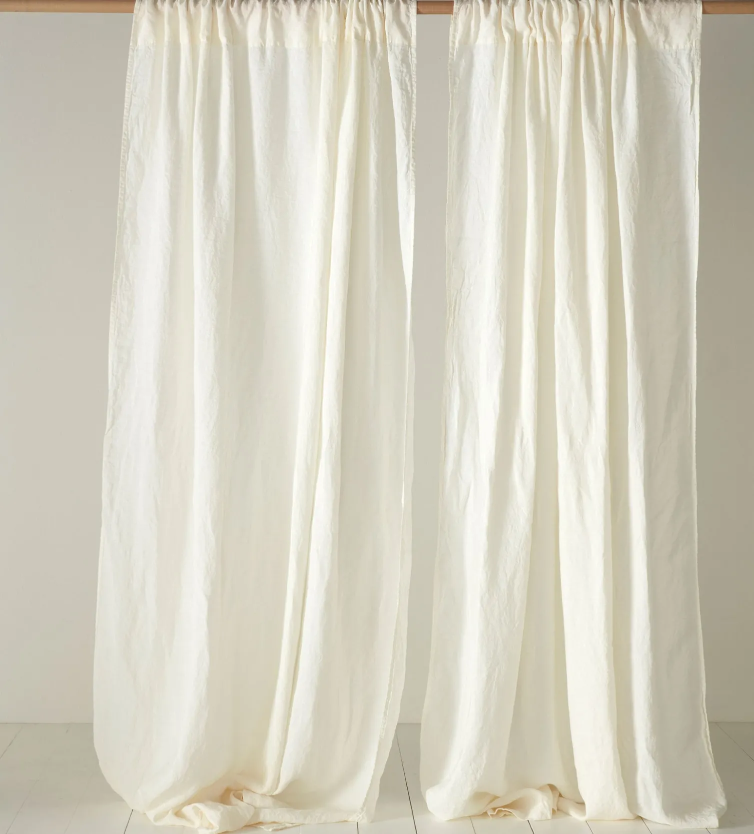 Secret Linen Store 100% Linen Loop Top Curtain (Single)