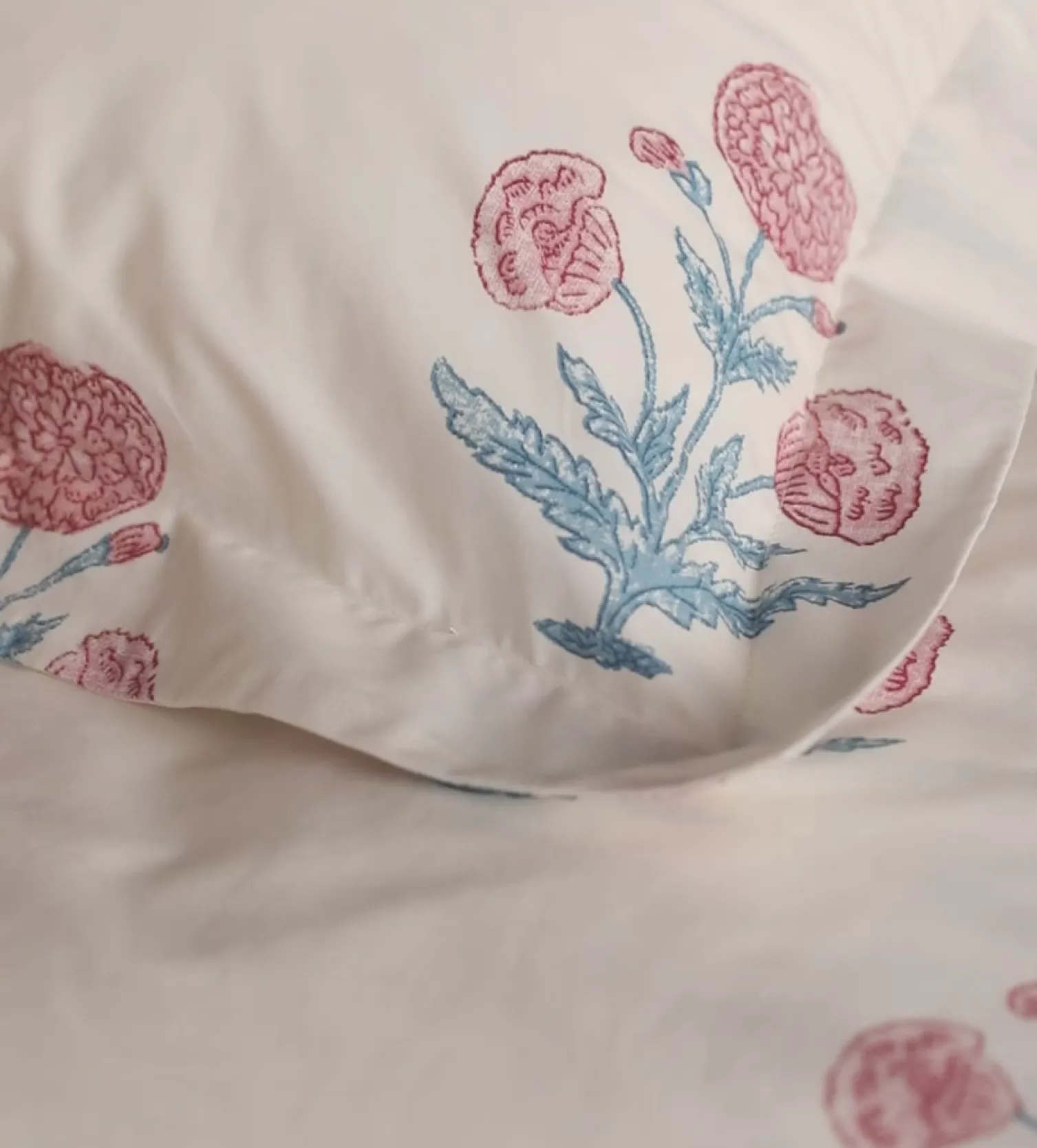 Secret Linen Store Molly Mahon Poppy 100% Cotton Oxford Pillowcase
