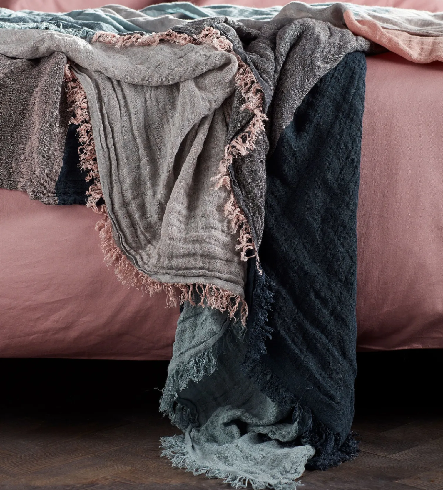 Secret Linen Store Nancy Cotton Linen Throw