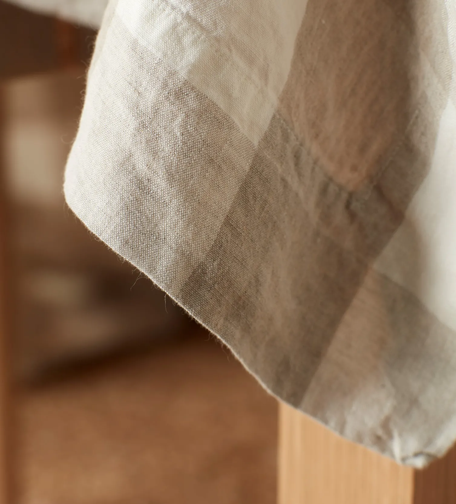 Secret Linen Store Gracie Gingham 100% Linen Tablecloth