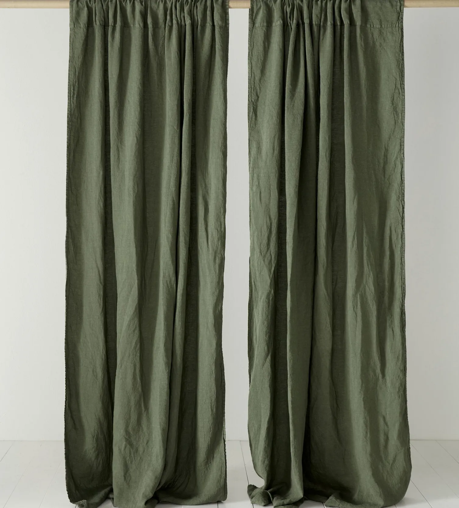 Secret Linen Store 100% Linen Loop Top Curtain (Single)