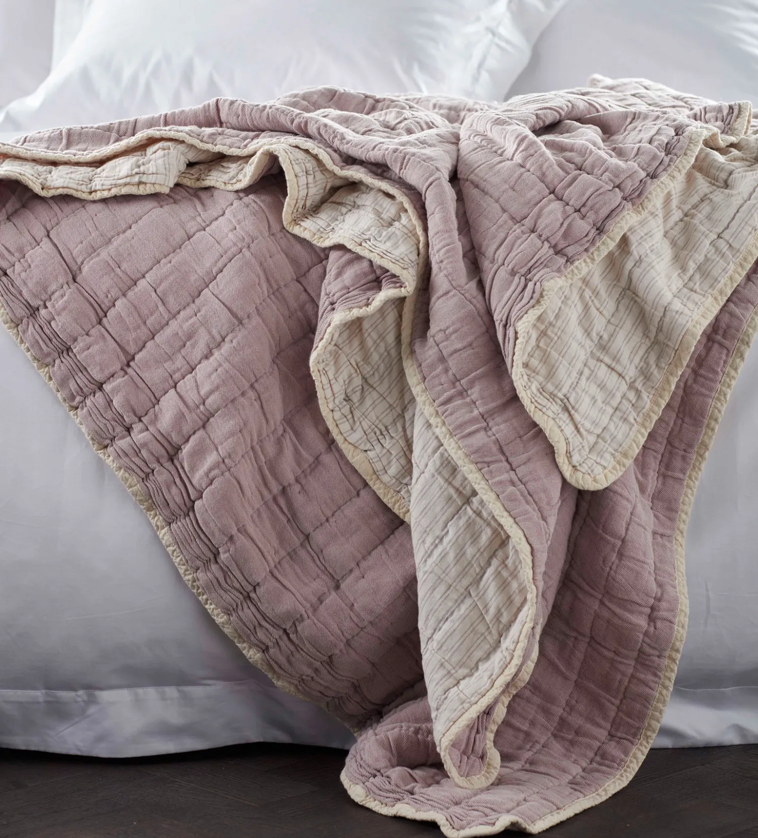 Secret Linen Store Rose Vivienne 100% Cotton Quilted Throw