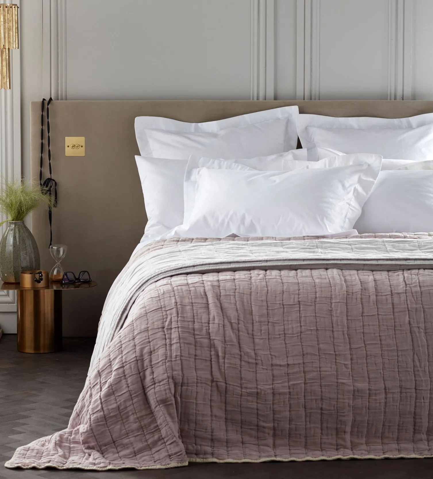 Secret Linen Store Rose Vivienne 100% Cotton Quilted Throw